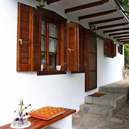 Casa vacanze Katoikia Me Ta Pitharia
