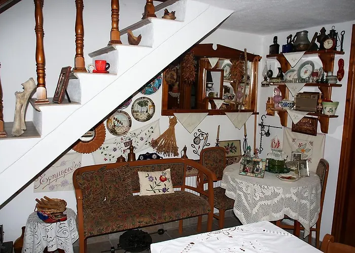 בית נופש Katoikia Me Ta Pitharia